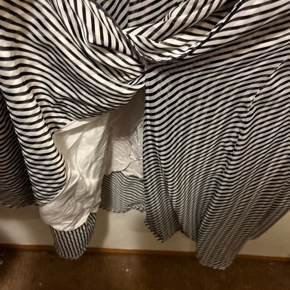 Deborah Lyons Ashley Midi Dress Black striped Wrap Sleeveless V-neckline Size 14 - Picture 10 of 10